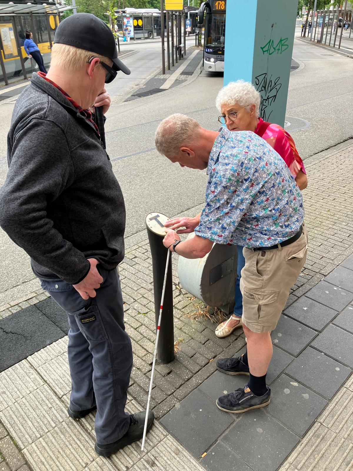 Foto 2 bij artikel "Aandachtspunten voor de blindengeleidelijnen in hoofdstation Groningen".